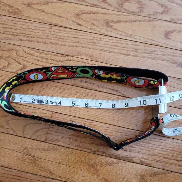 DC Round Logo Black/Silver Seatbelt Belt Justice League Stacked Logos Webbing - Picture 10 of 10